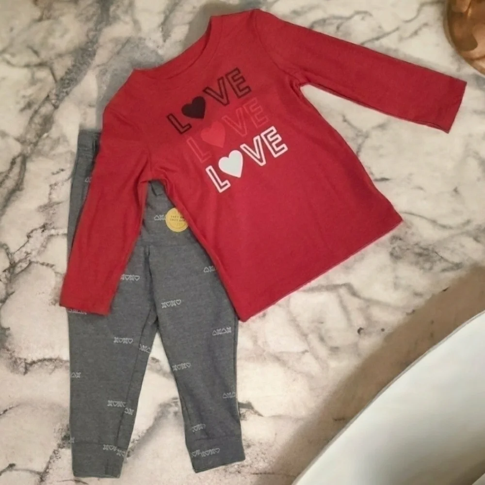 Cat & Jack Red And Gray Love Pajama Set - 3T